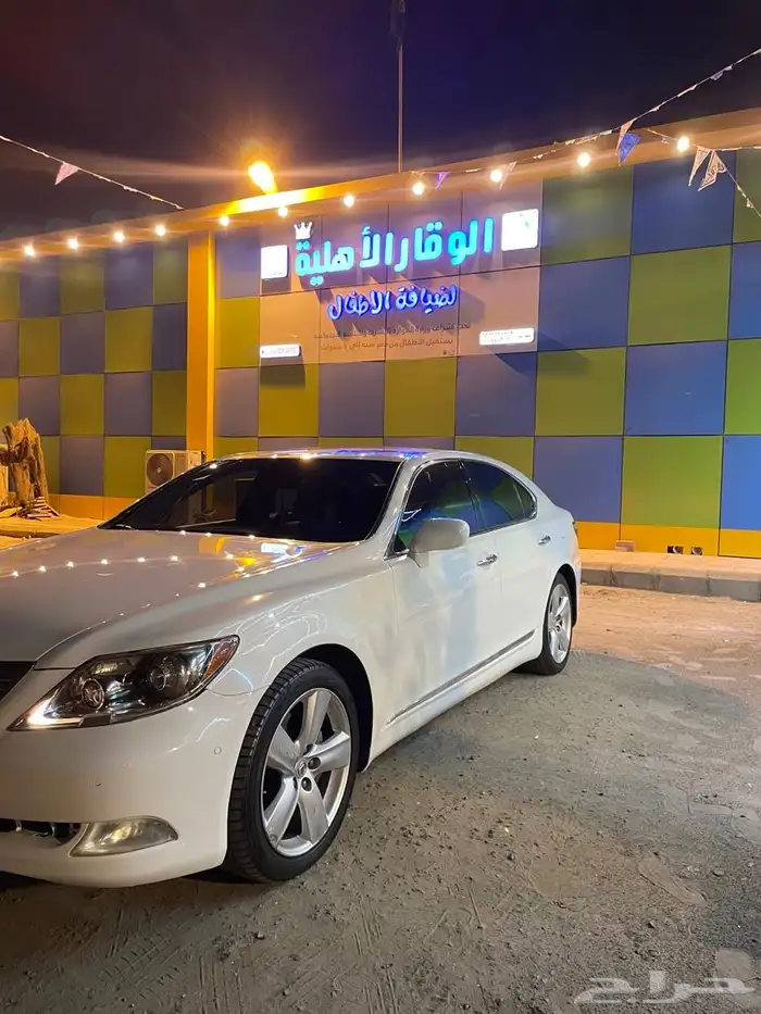لكزس LS460 1