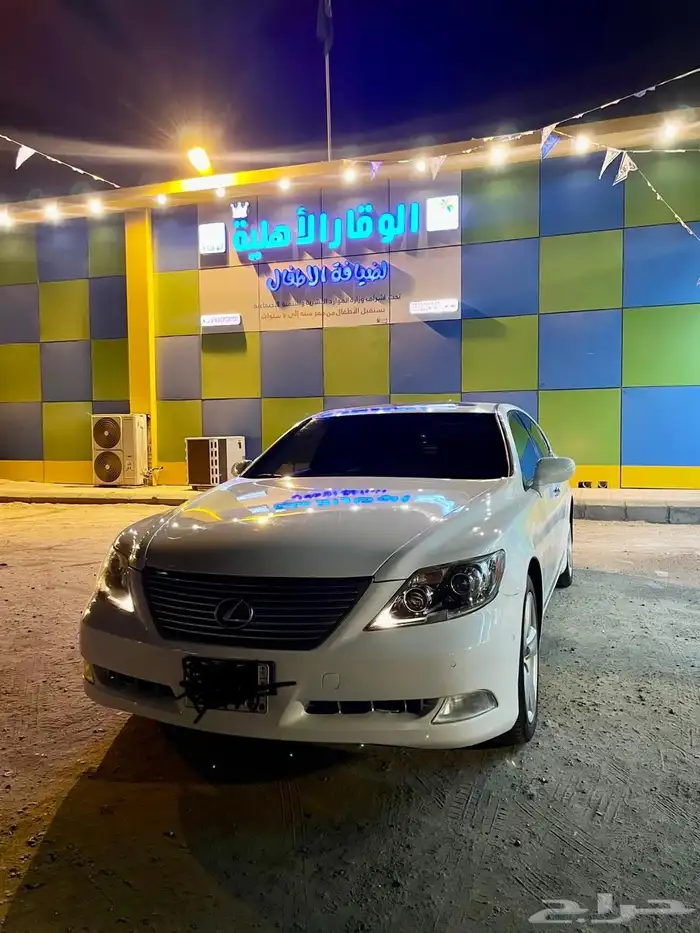 لكزس LS460 2