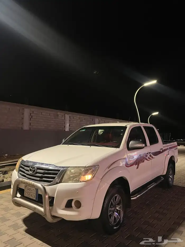 للبيع هايلكس دبل 2013 فل كامل 0