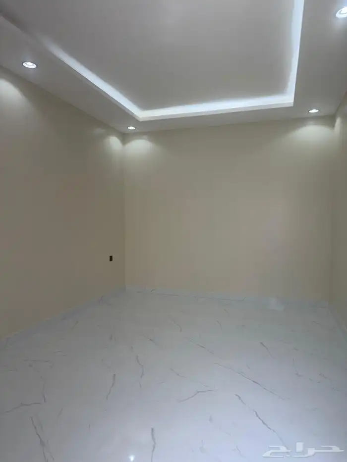 استراحات عمال في الرمال 2