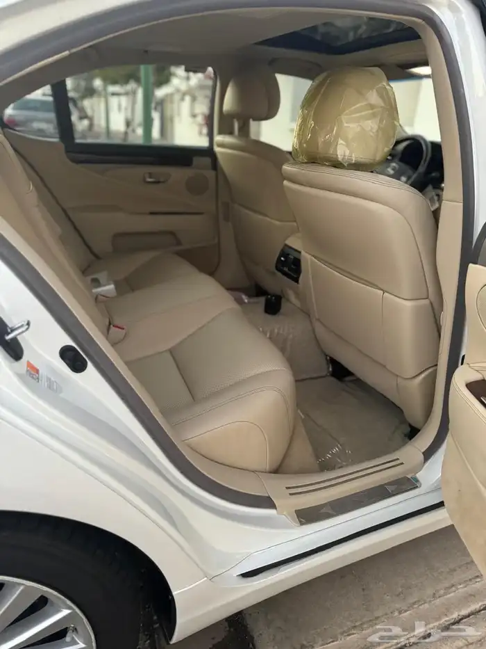 لكزس LS 460 ( شبه جديده ) 10