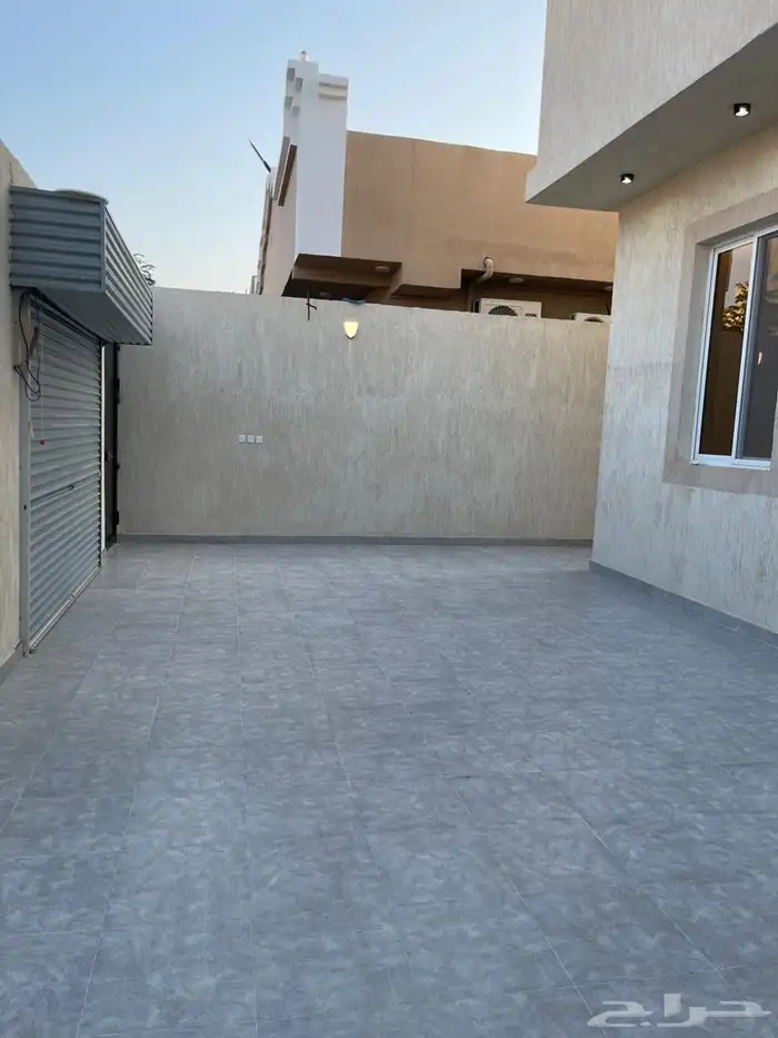 عماره دور بحي الرياض المساحة 625م 2