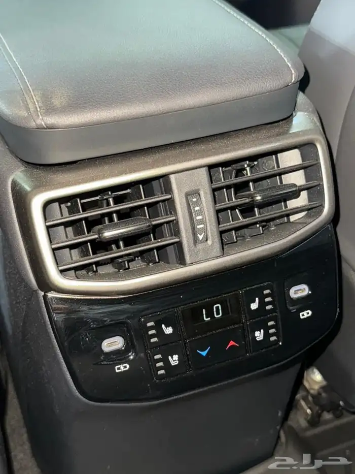 لكزس RX 350 F Sport موديل 2023 ( بحالة الوكالة ) 22