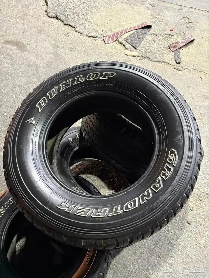 طقم كفرات دنلوب مقاس 275.65.17نضيف 3