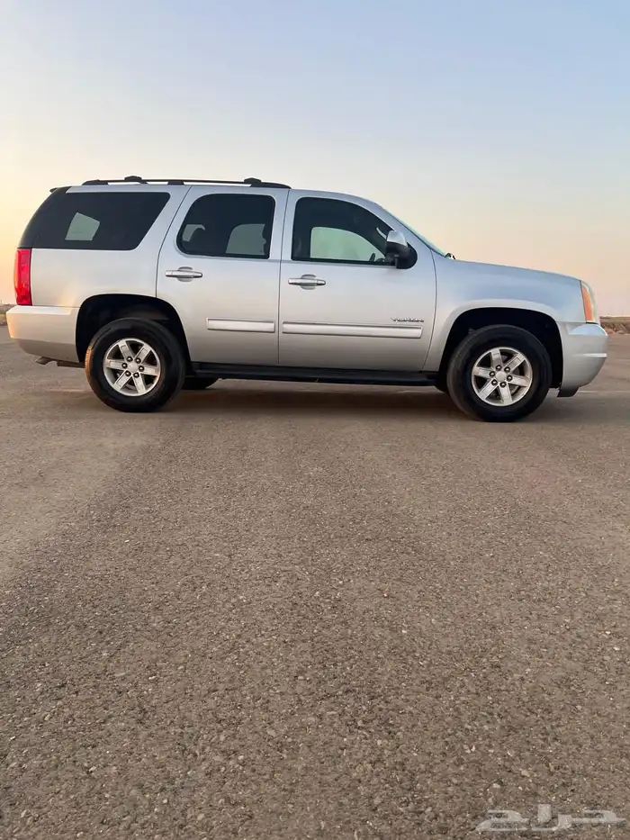 للبيع جمس يوكن قصير 2013 سعودي دبل 15