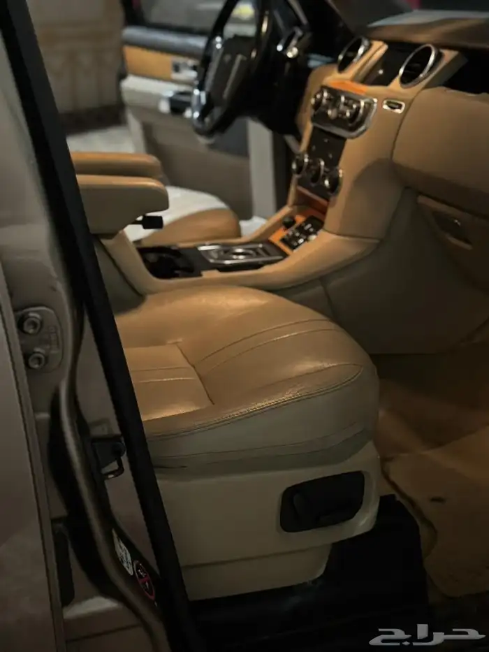 للبيع لاندر روفر R4 2015 15