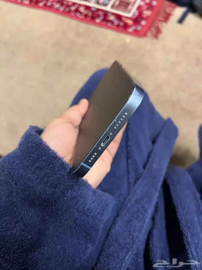 للبيع ايفون 14 بلس 3