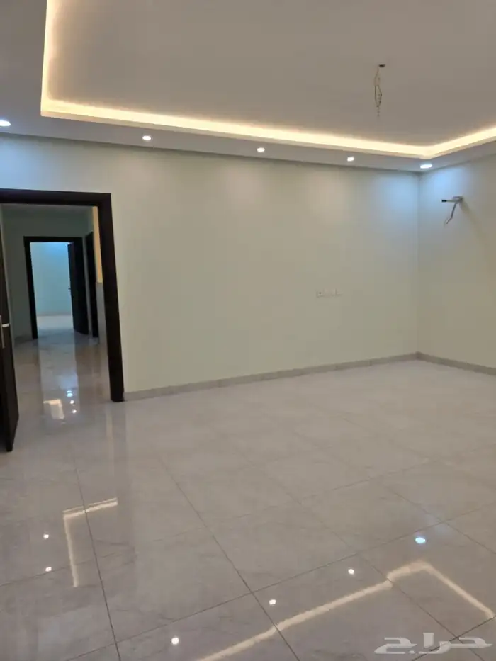 عماره للبيع بحي الرياض بجدة دورين وملحق 6شقق جديده 7