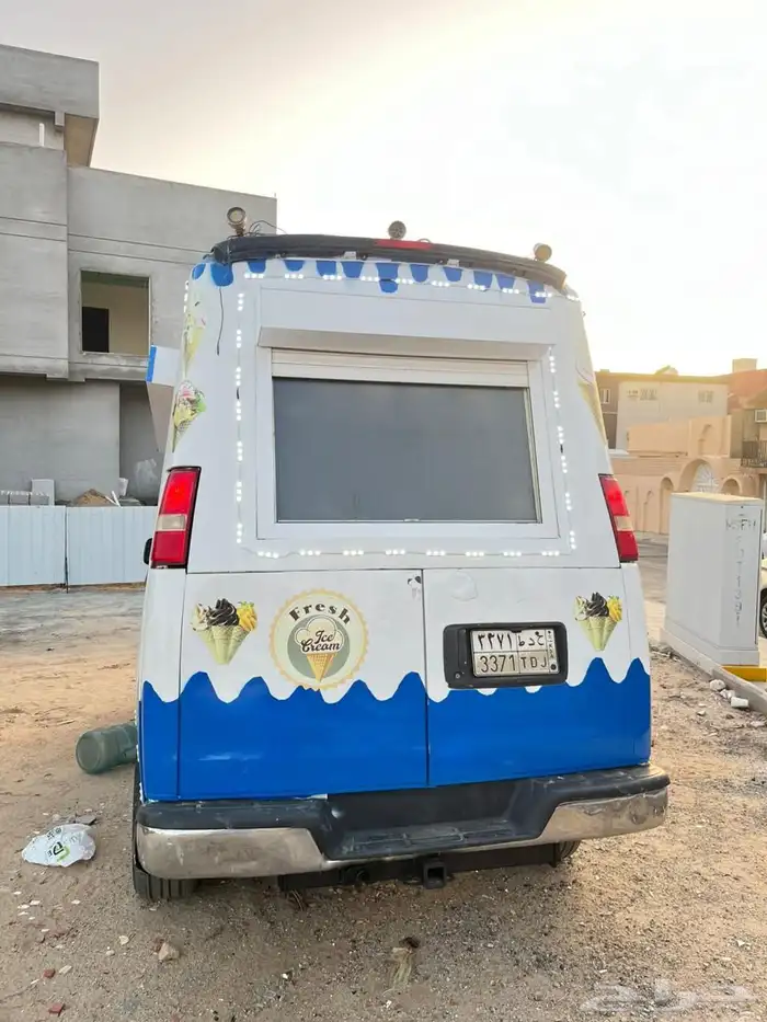 سيارة اسكيريم شفروليه 2010 1