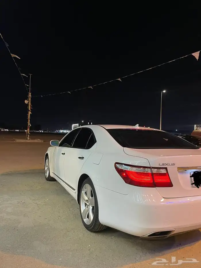 لكزس LS460 5