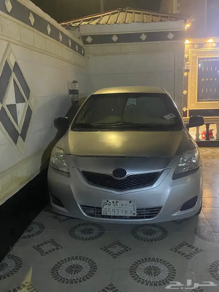 اعرض لكم يارس موديل 2009 1