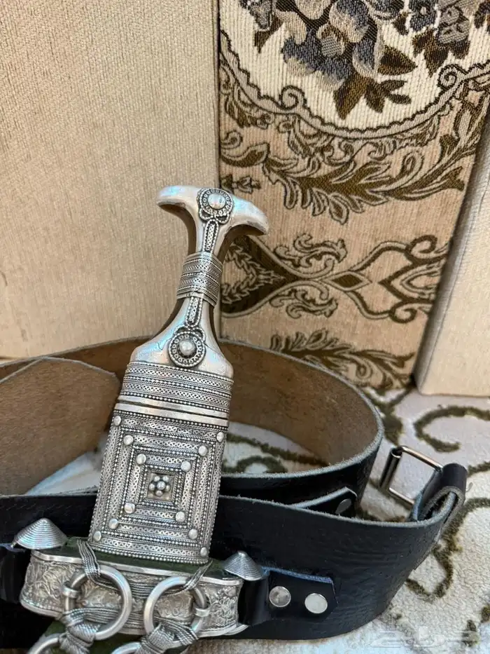 خنجر زراف للبيع او البدل المناسب 1