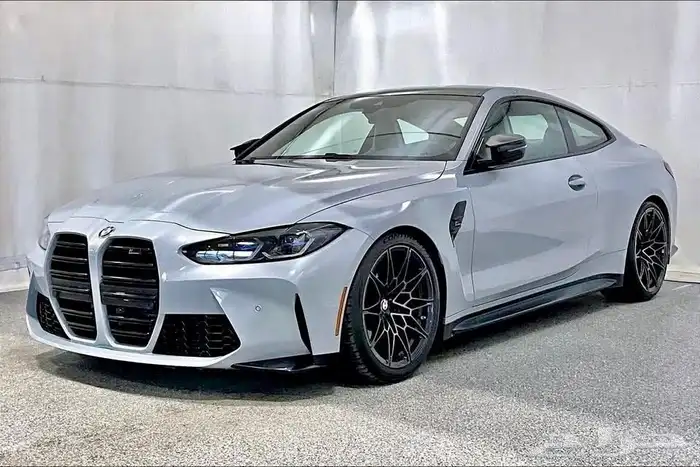 للبيع BMW - M4 - competition موديل 2023 وارد كندا 0