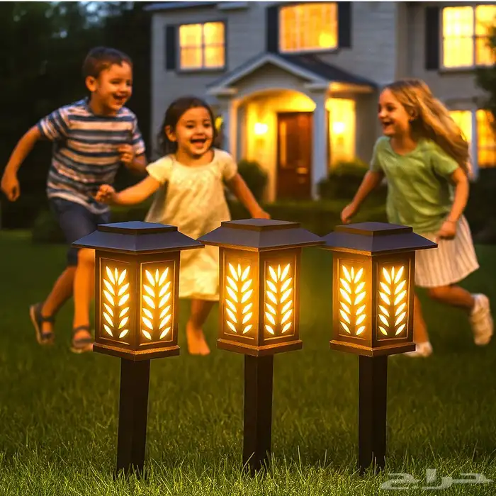 عرض 6 عامود إضاءة بالطاقة الشمسية 1