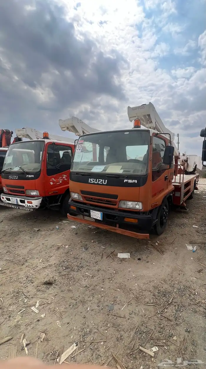 دينا ايسوزو لوري ونش 2009 للبيع 9