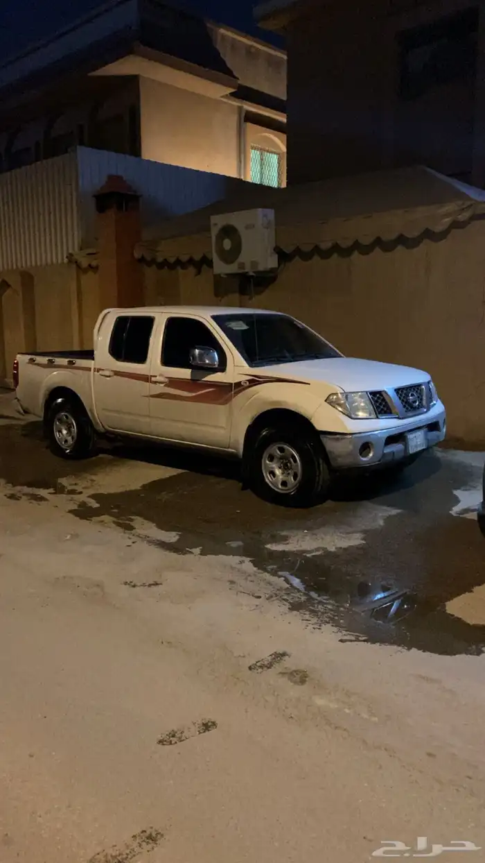 نافارا 2010 4