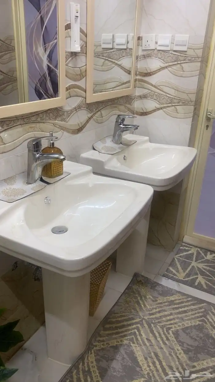 غساله يدين رخام ثنتين نظيفه جدا 1