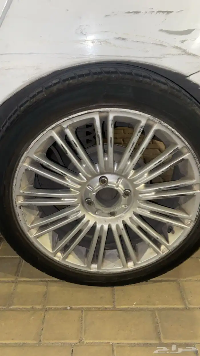 جنوط بنتلي مقاس 14السعر 1000قابل للتفاوض بالمعقول او بدل 1