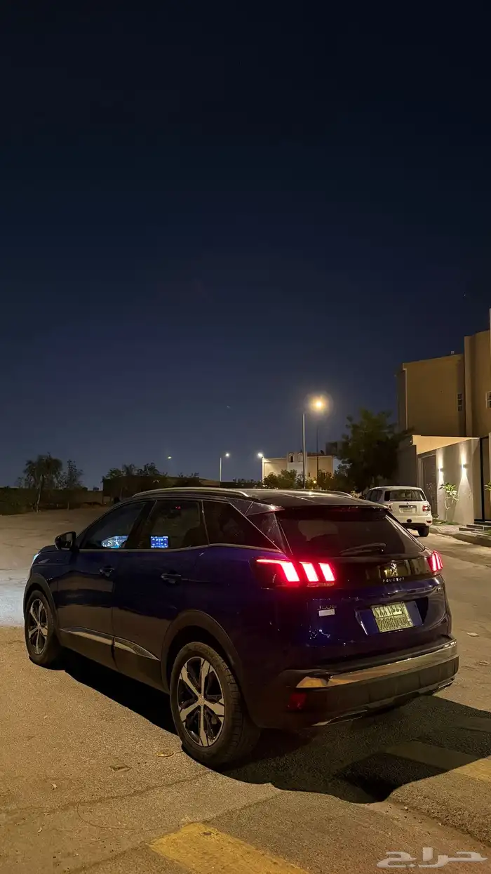 بيجو 3008 1