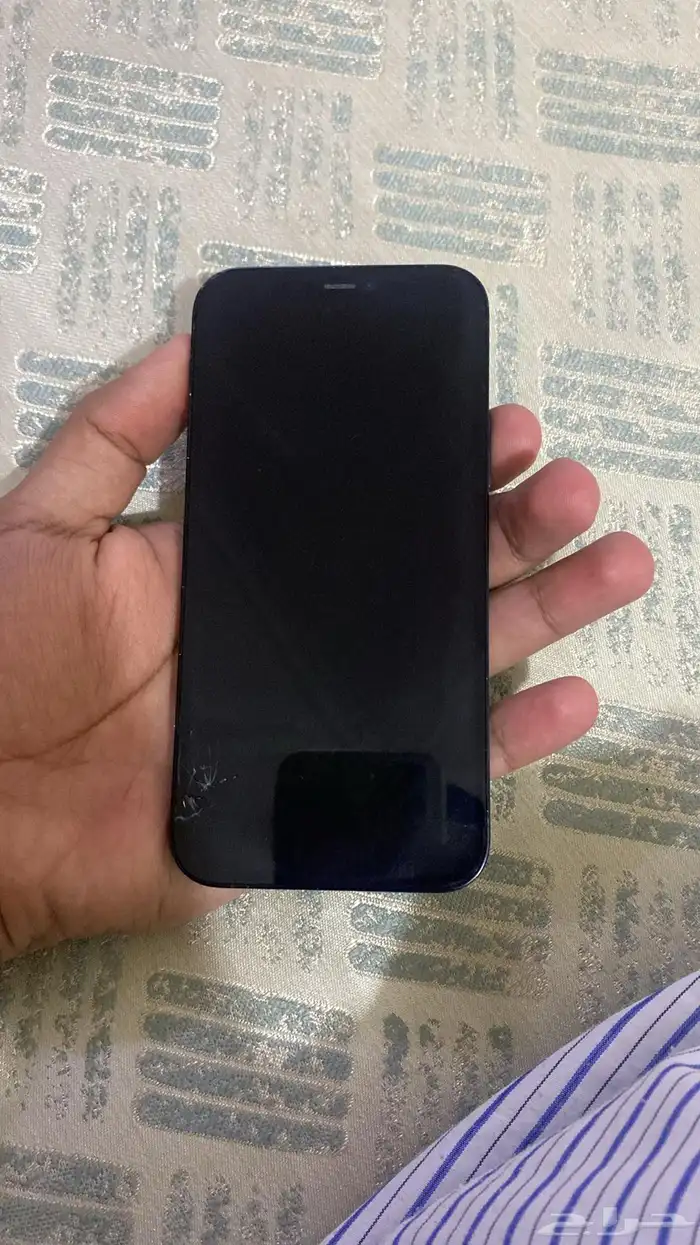 ايفون 12برو غير مفكوك ولا دخ ل صيانه. 3