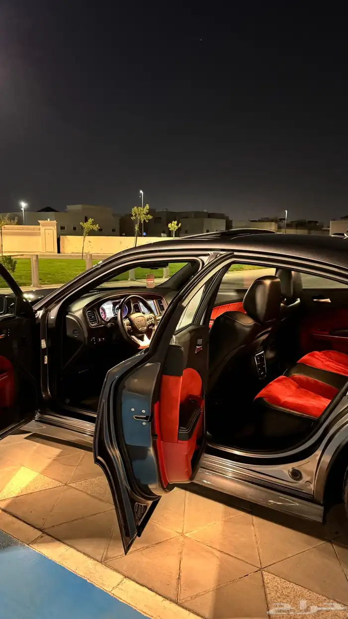 تشارجر SRT 73km نوادر 4