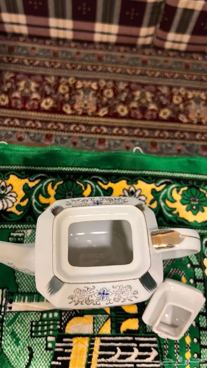 ابريق يباني قديم 6