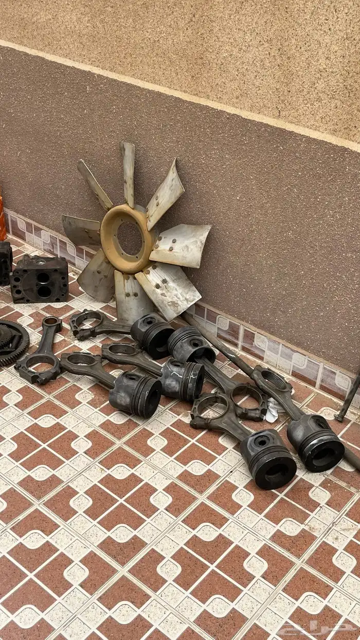قطع غيار ال بي مرسيدس مستعمل 2