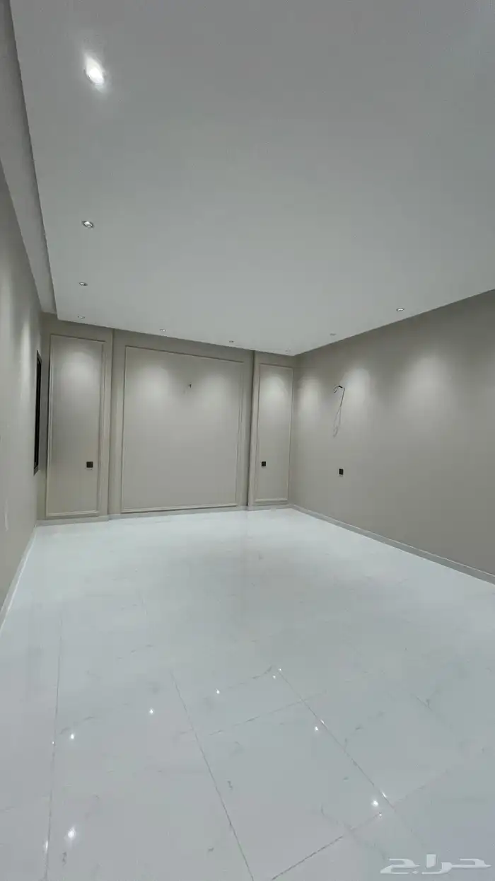 فيلا للبيع في ولي العهد 2 بتصميم فاخر ومتميز 6