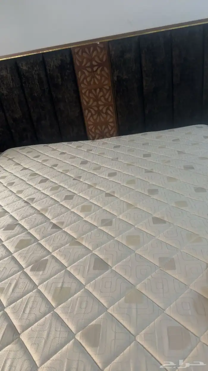 غرفة نوم كامله من مفروشات عبداللطيف 1