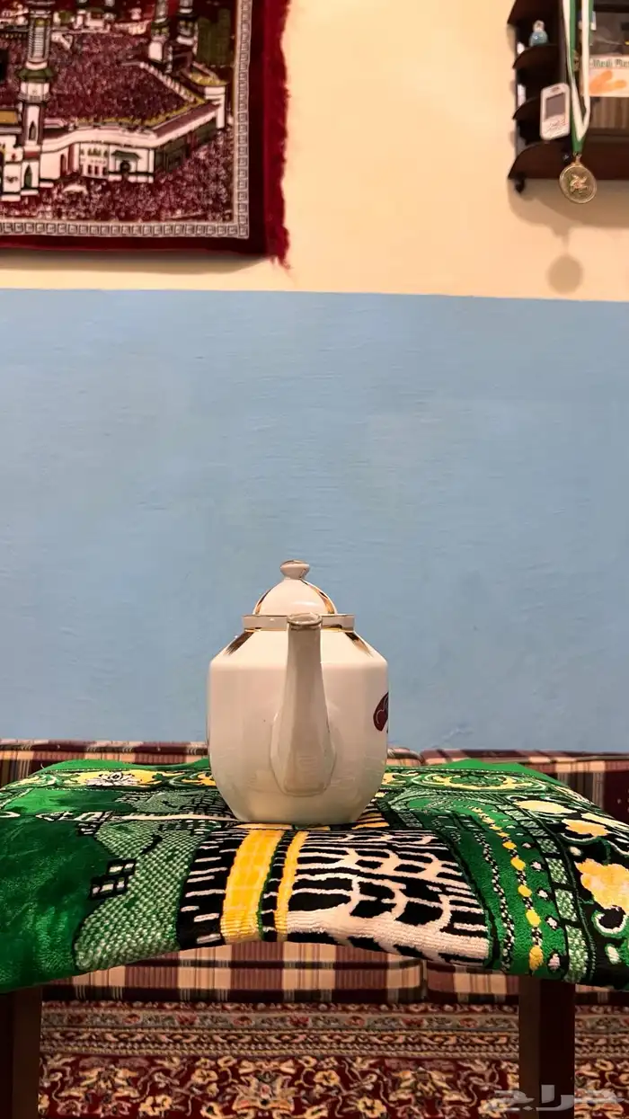 ابريق يباني قديم 3