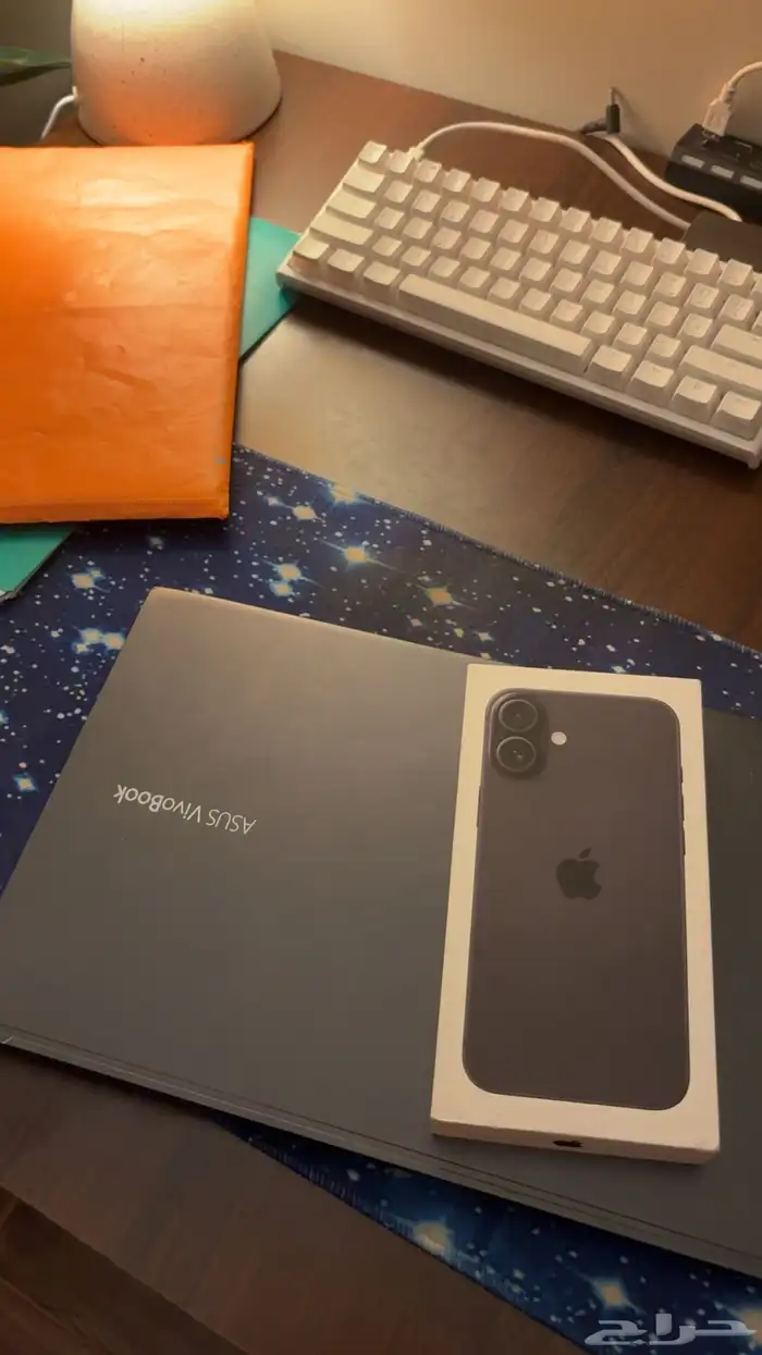 آيفون 16 بلس 128 اسود 1