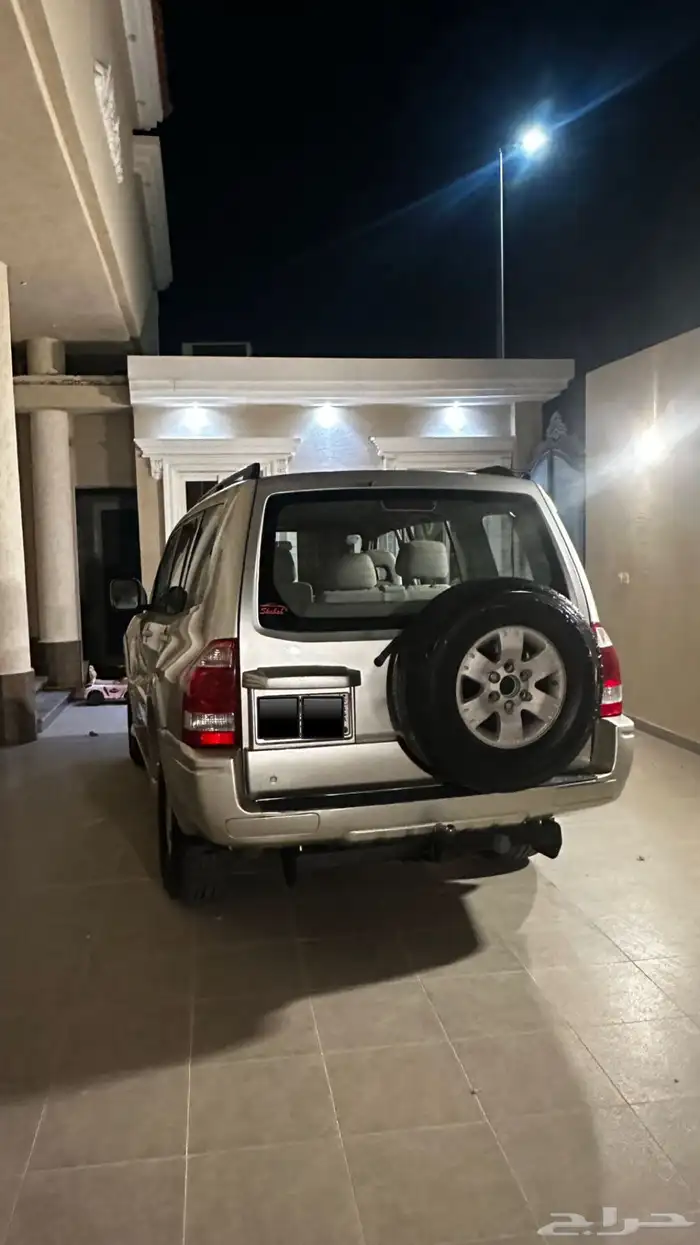 للبيع باجيرو موديل 2004 0