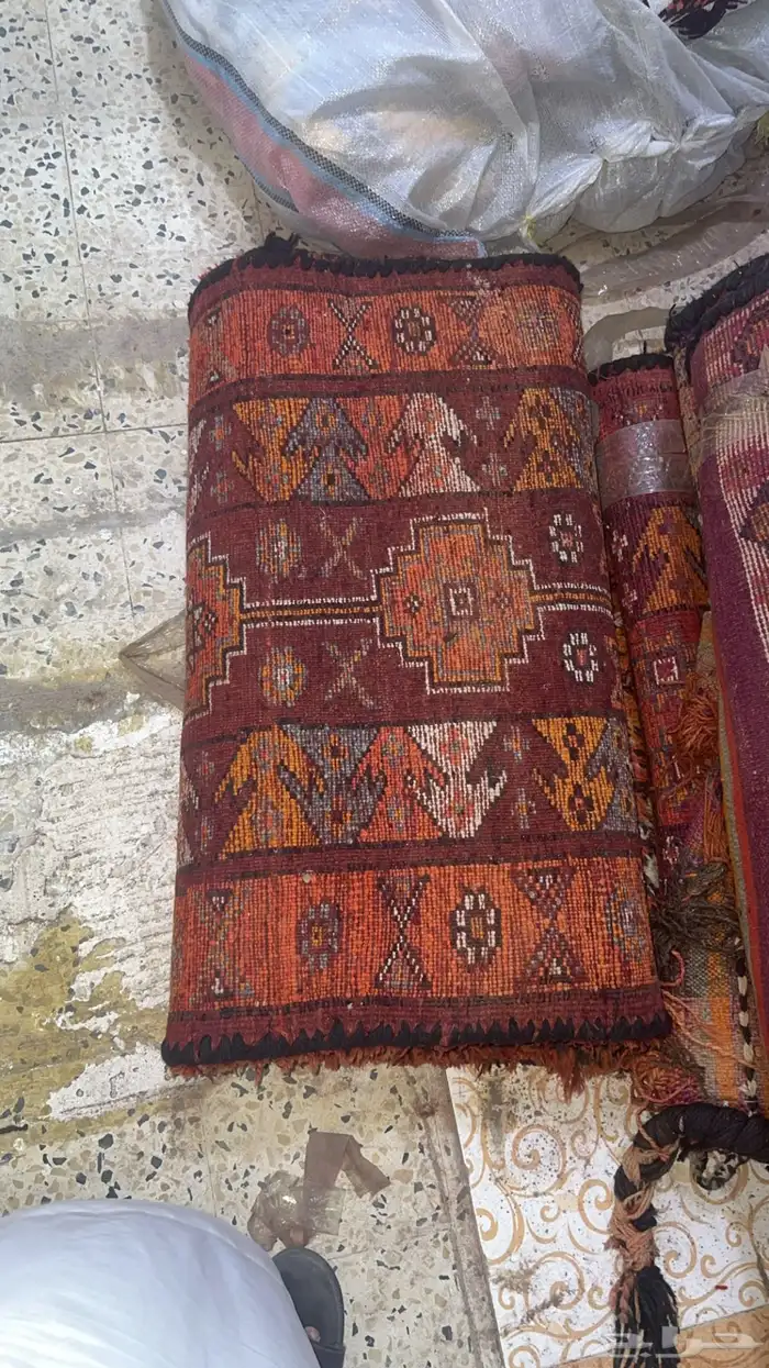 مدات عراقيه مخزنة نظيفة على الشرط  1.3 مقاسها 3