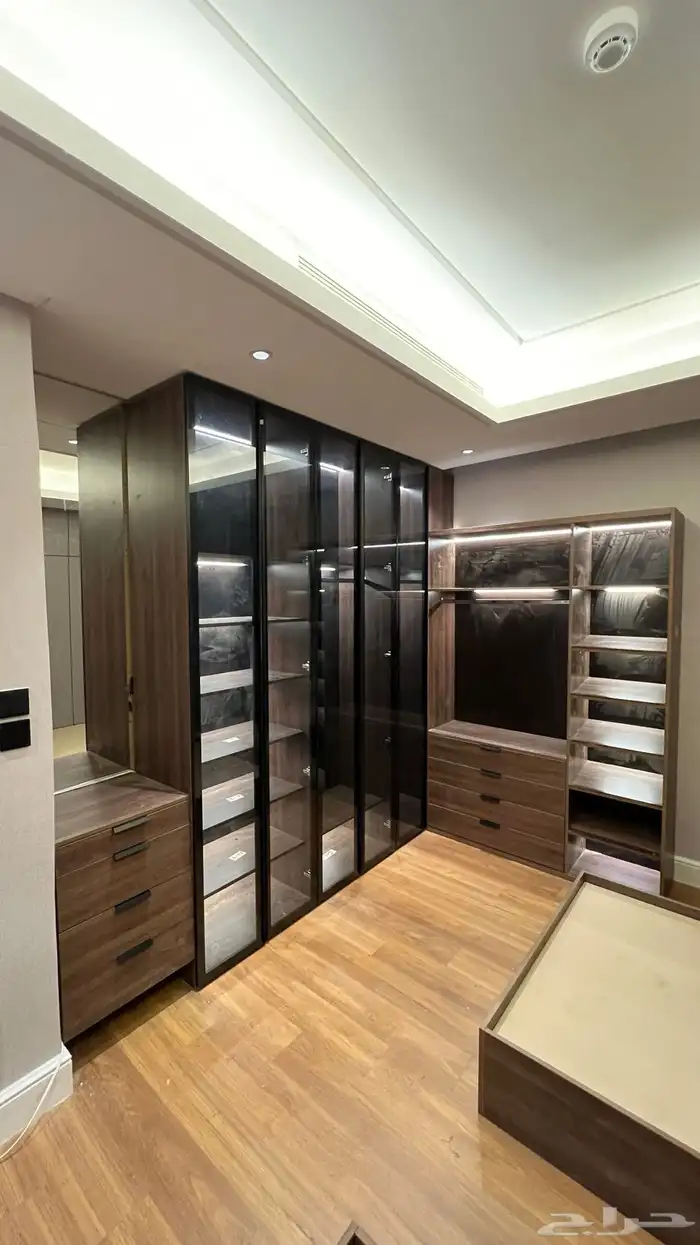 دواليب ابواب المنيوم 1