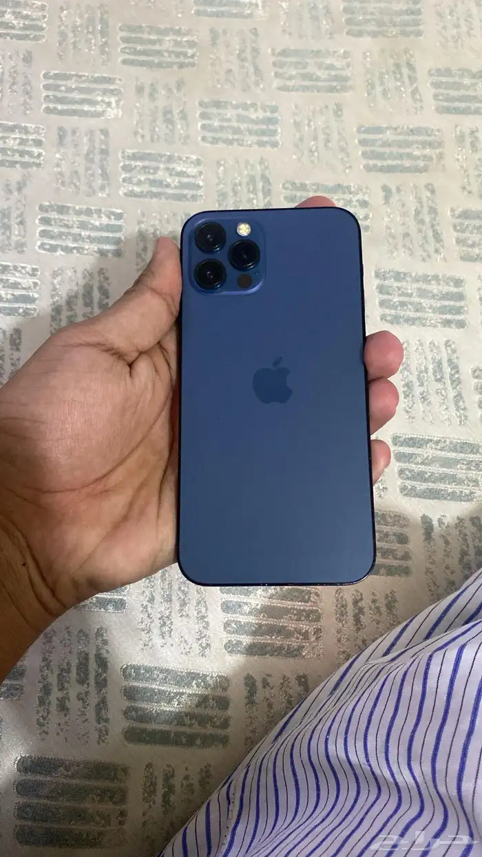 ايفون 12برو غير مفكوك ولا دخ ل صيانه. 0