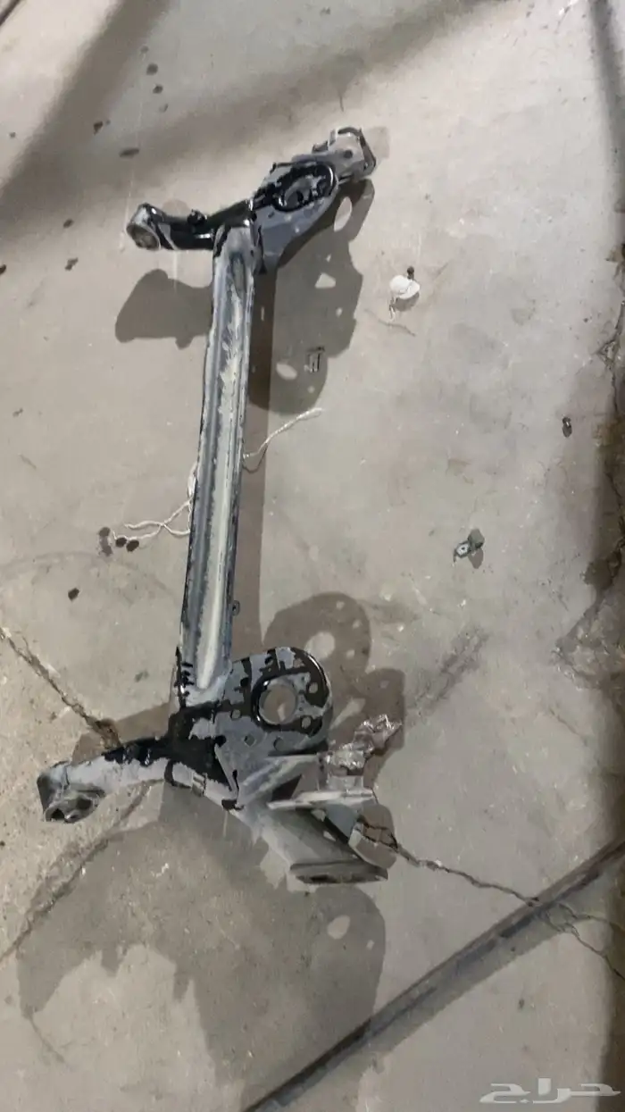 كمر يارس خلفي 2008 فيه ميلان بسيط جدا 0