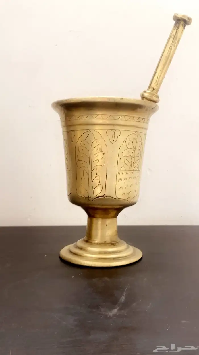 نجر قديم منقوش 3