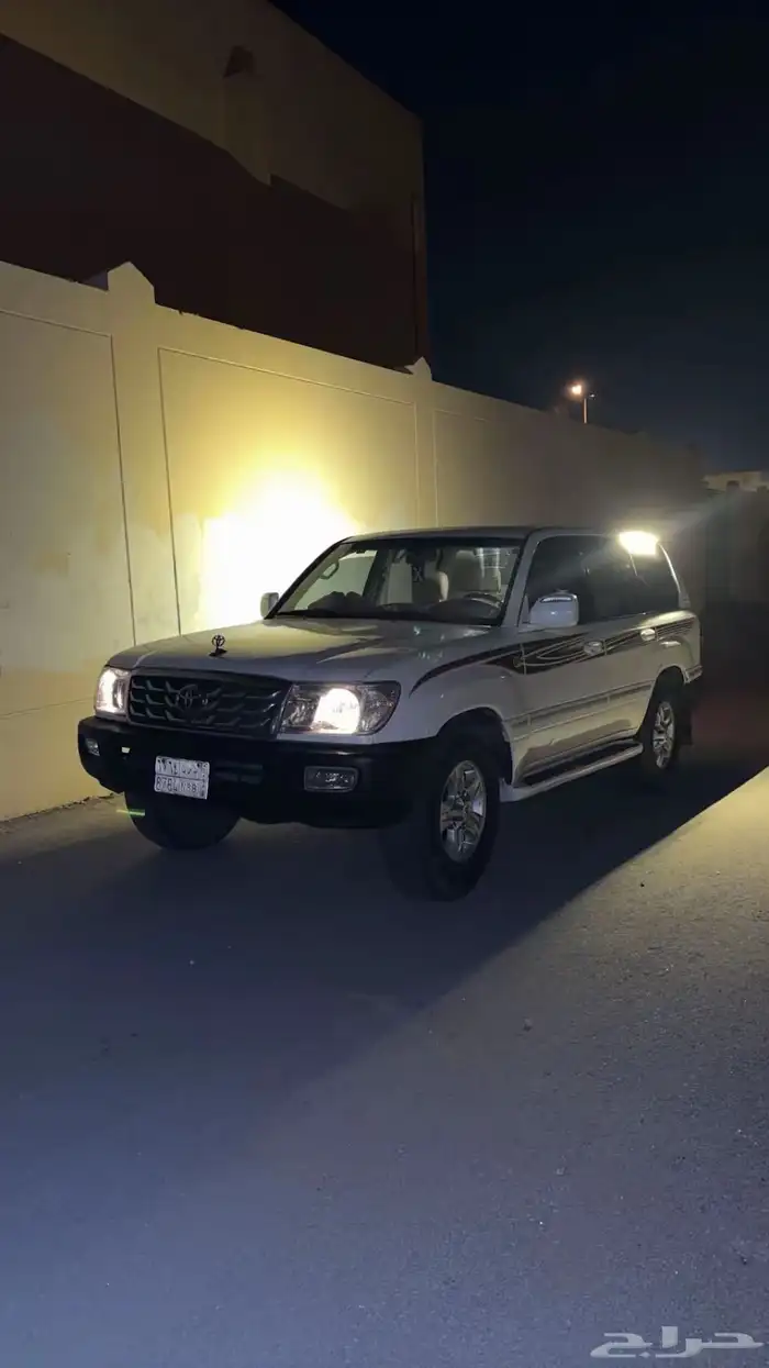 لاندكروزر جي اكس ار 1