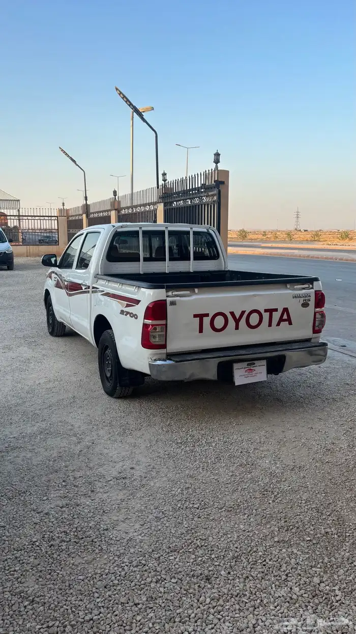 هايلوكس 2012 5