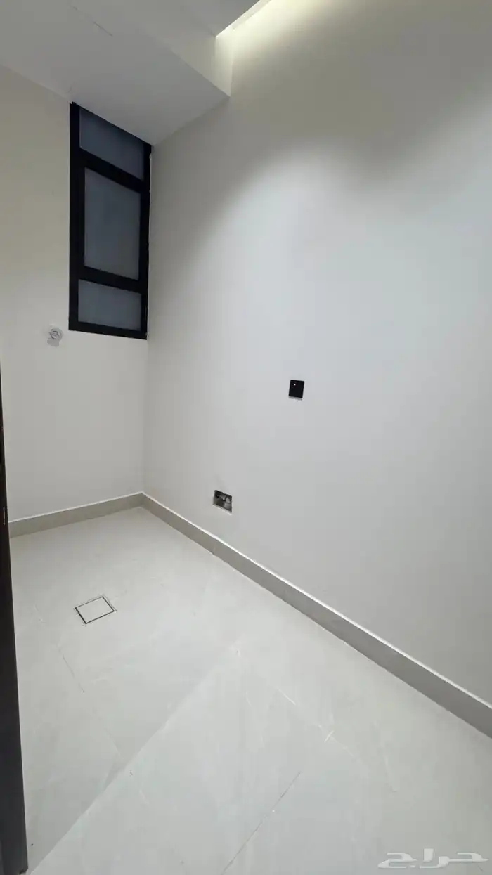 للبيع دور أرضى وروف علوى مع ملحق دره المحاله ابها 29