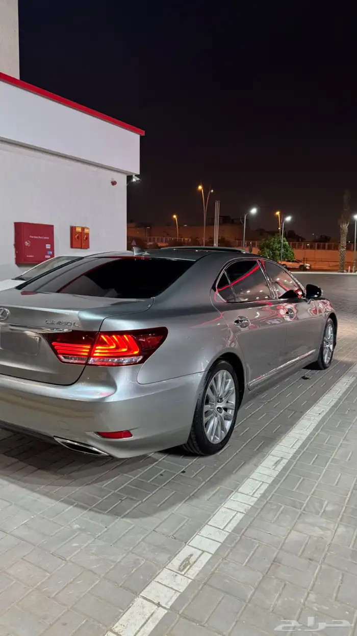 لكزس LS460L 2016 1