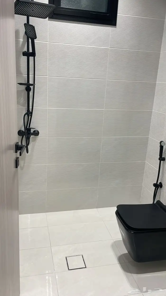 دور للبيع في ضاحية الاسكان. من المالك مباشره 7