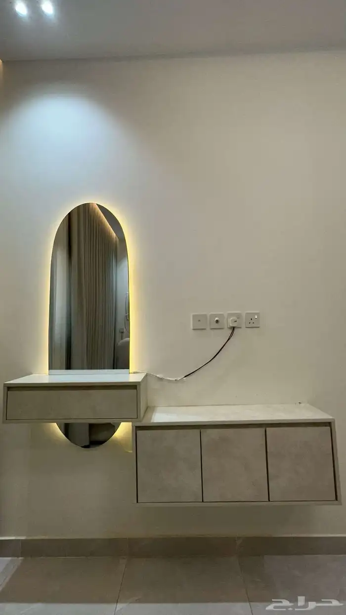 تسريحة 2كومدينه للبيع ب800ريال 9