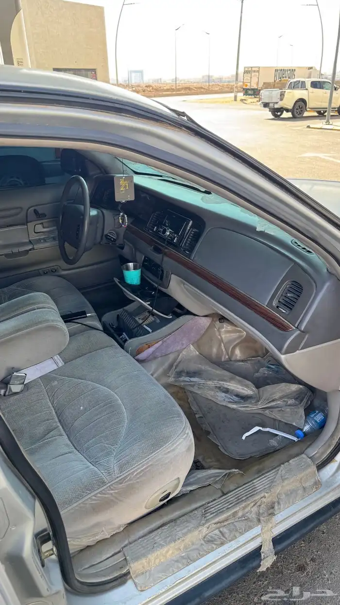 فورد فكتوريا 1995 11