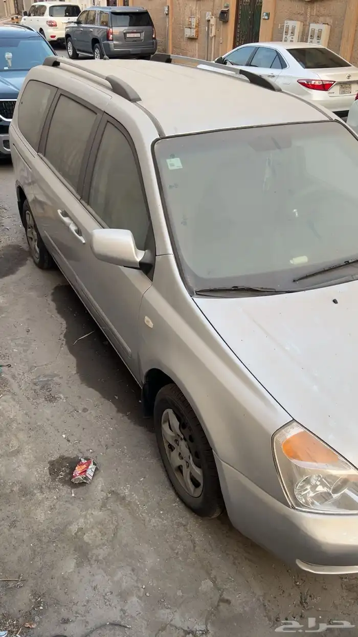 كيا كرنفال 2010 1