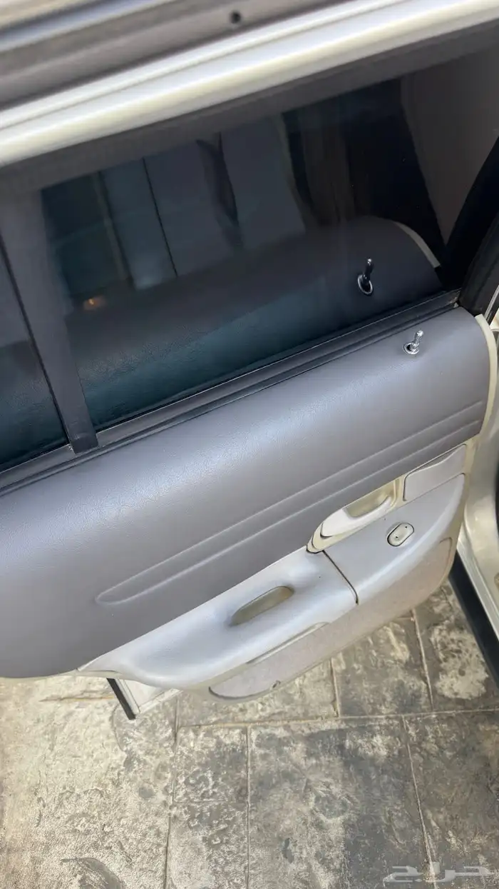 فورد فكتوريا 1995 8