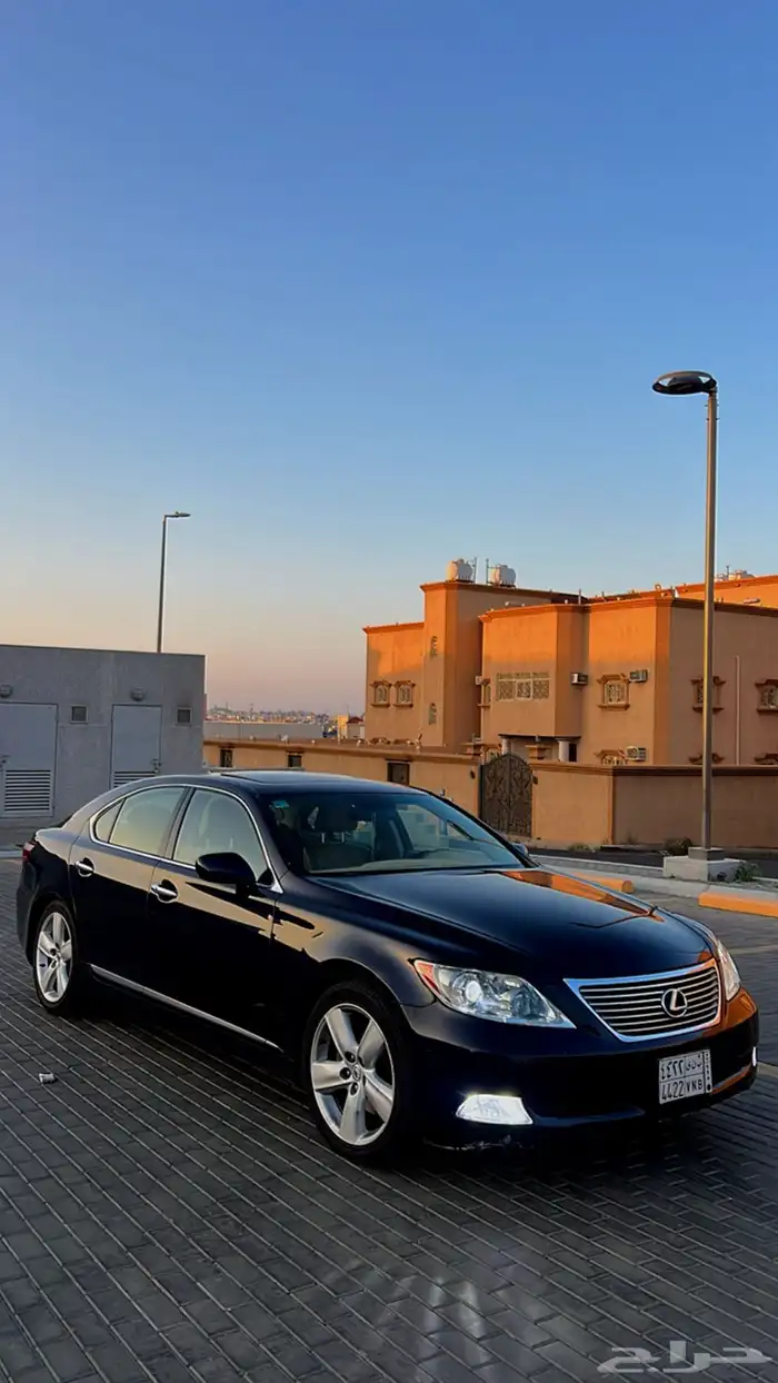 لكزس الموديل 460 0