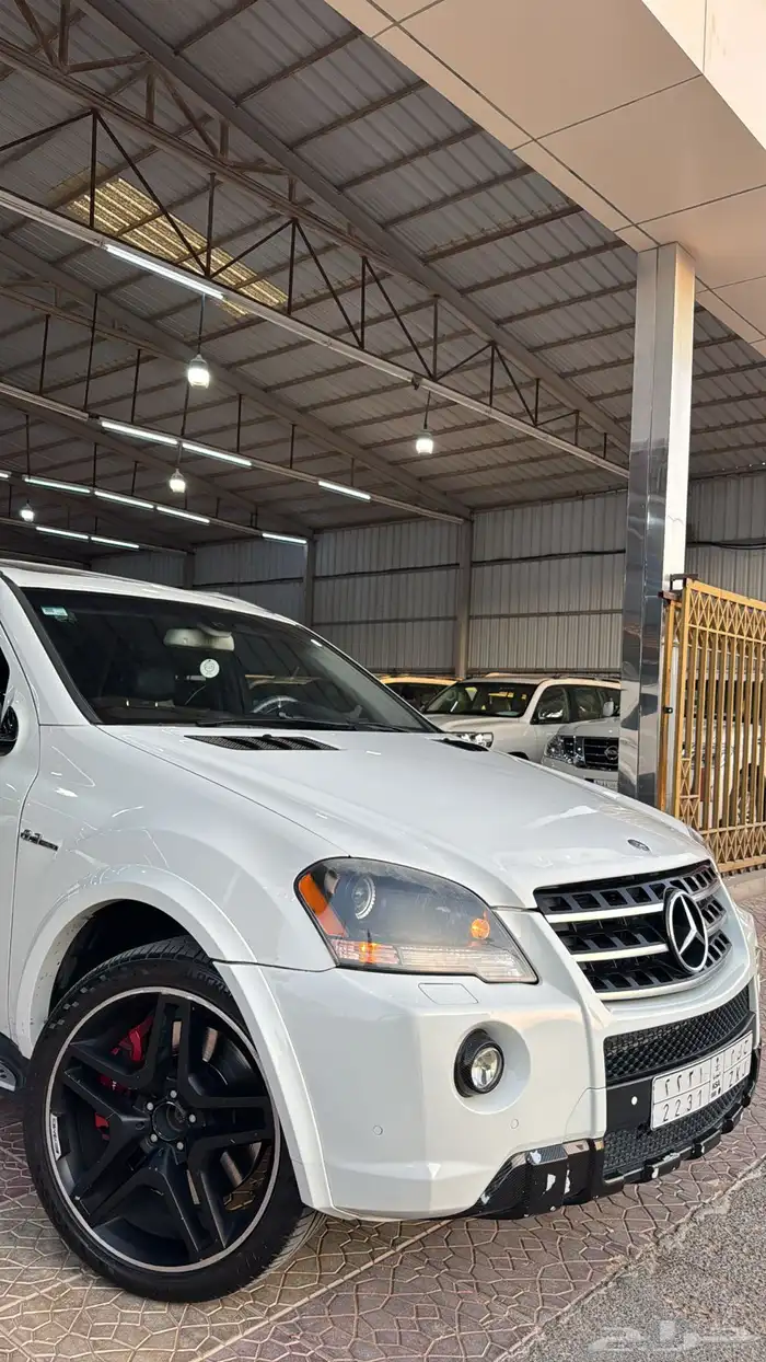 مرسدس AMG ML63 8