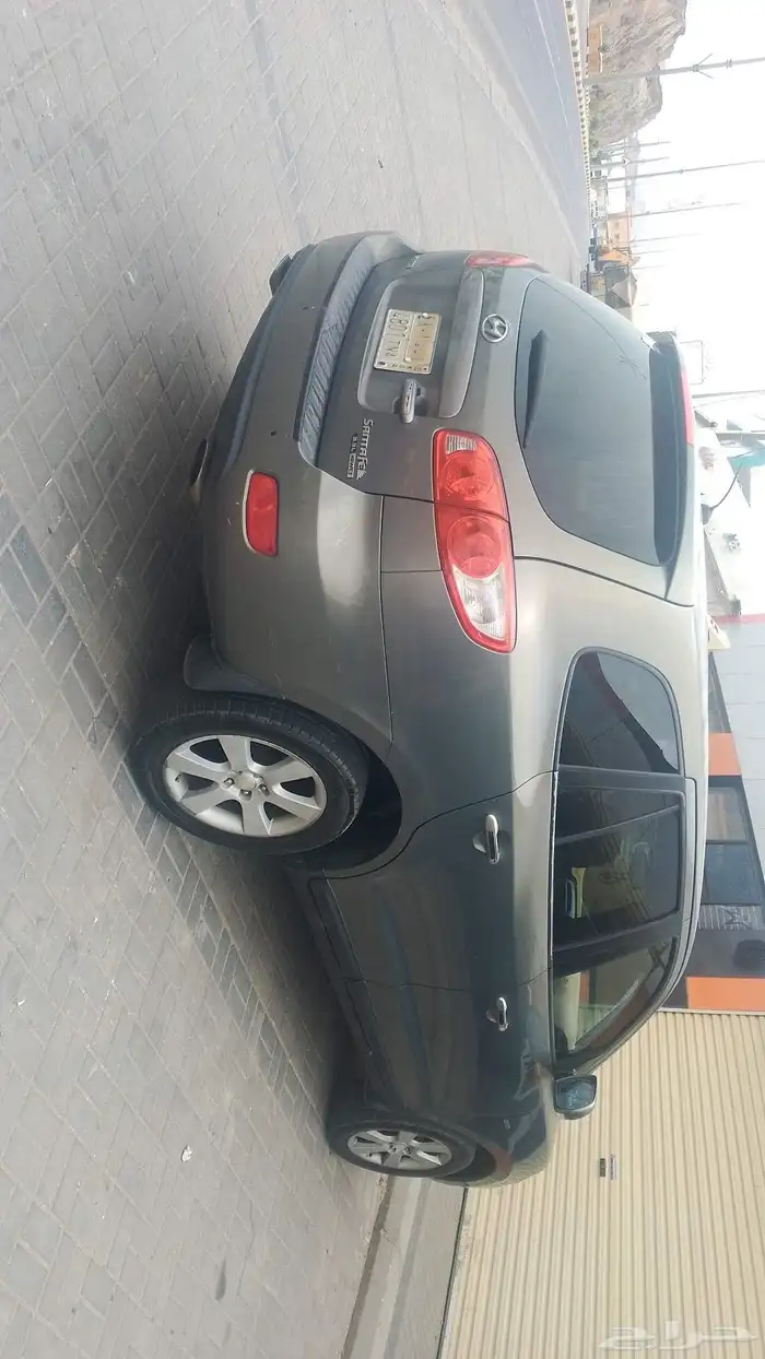 للبيع سنتافي موديل 2009م تماتيك دبل بنزين فتحة سقف فل كامل 6