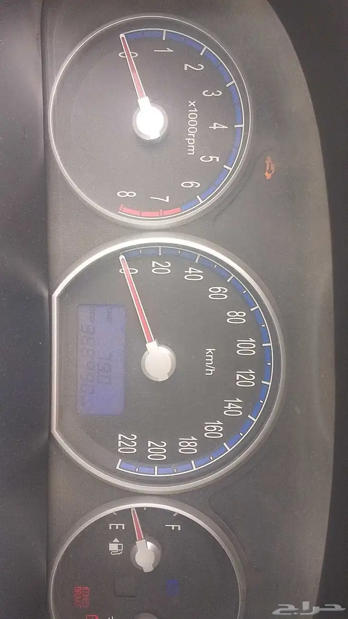 للبيع سنتافي موديل 2009م تماتيك دبل بنزين فتحة سقف فل كامل 7